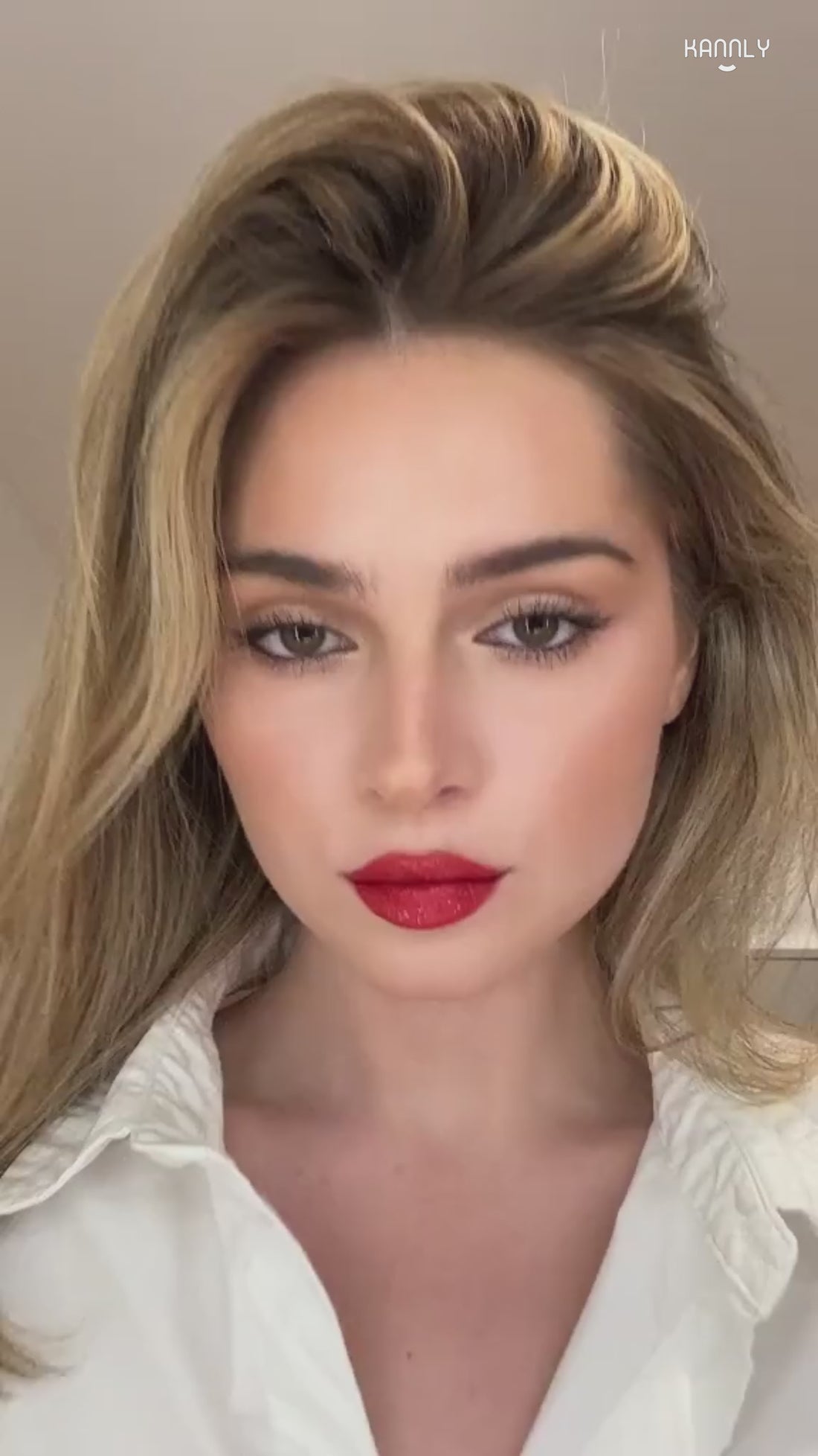 Makeup & Jewelry Box with LED Mirror video